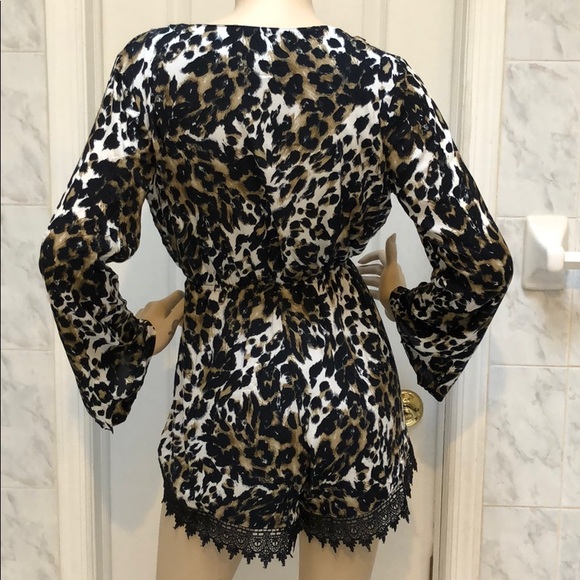 SEXY & FLIRTY LEOPARD PRINT LACE DETAIL ROMPER - Picture 5 of 8